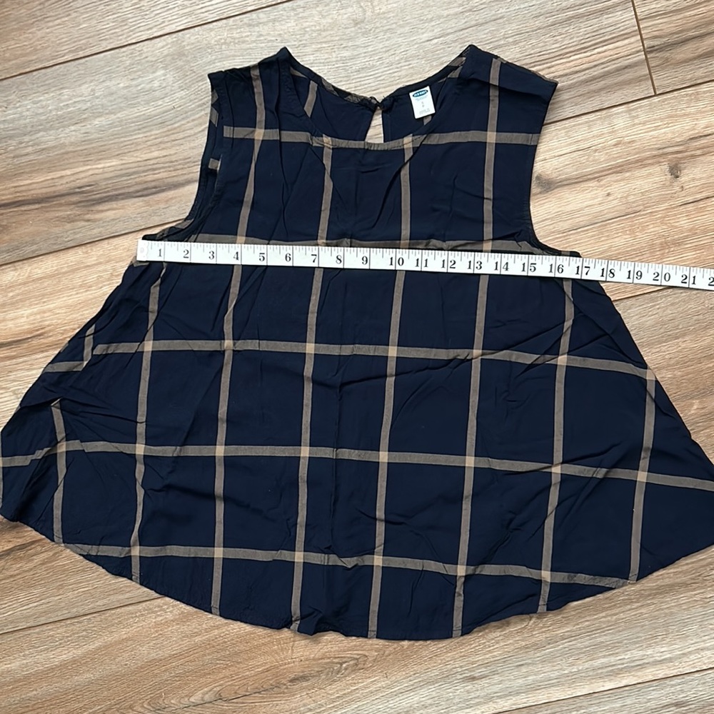 Blue Plaid Top - Picture 5 of 5